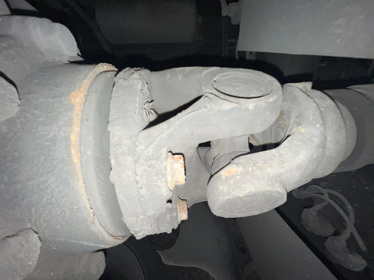 Man Lion's Coach C Joacb - Euro6 - 338kW - 13.100mt - driveshaft photo