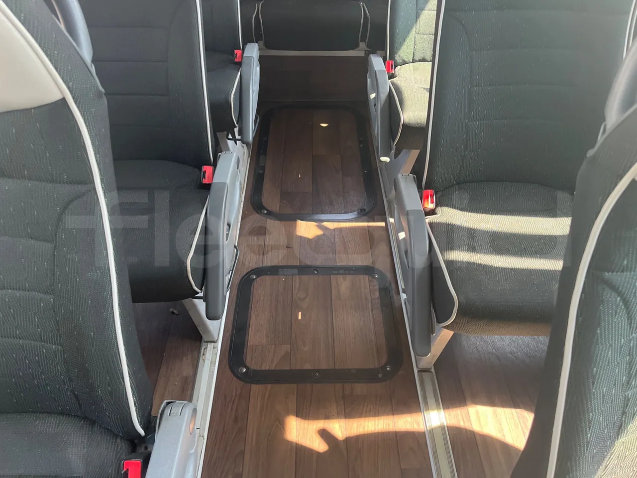 Man Lion's Coach C Joacb - Euro6 - 338kW - 13.100mt - floor hatches photo