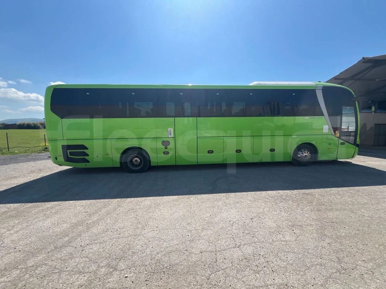 Man Lion's Coach C Joacb - Euro6 - 338kW - 13.100mt - right side doors closed