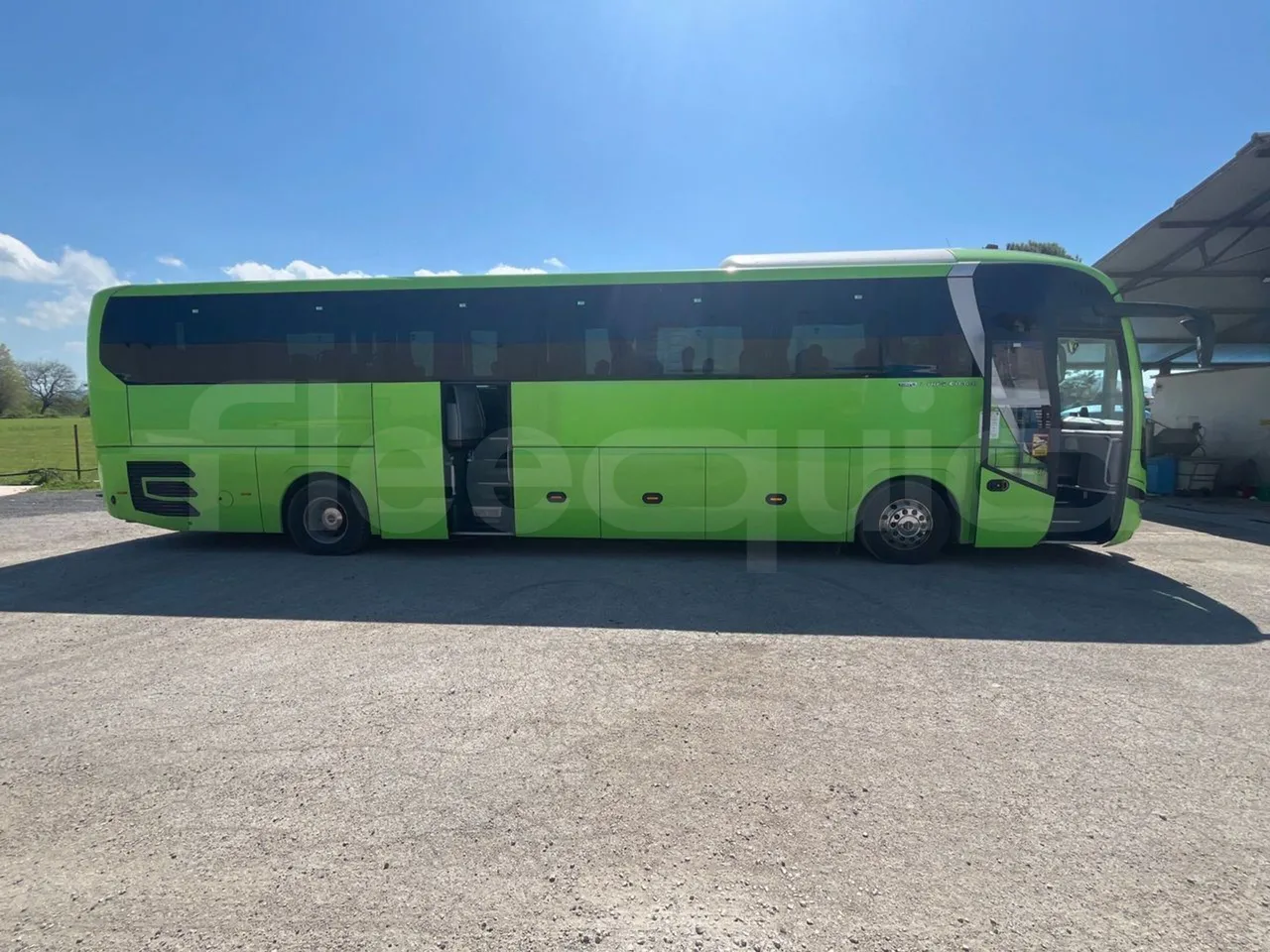 Man Lion's Coach C Joacb - Euro6 - 338kW - 13.100mt - right side doors open