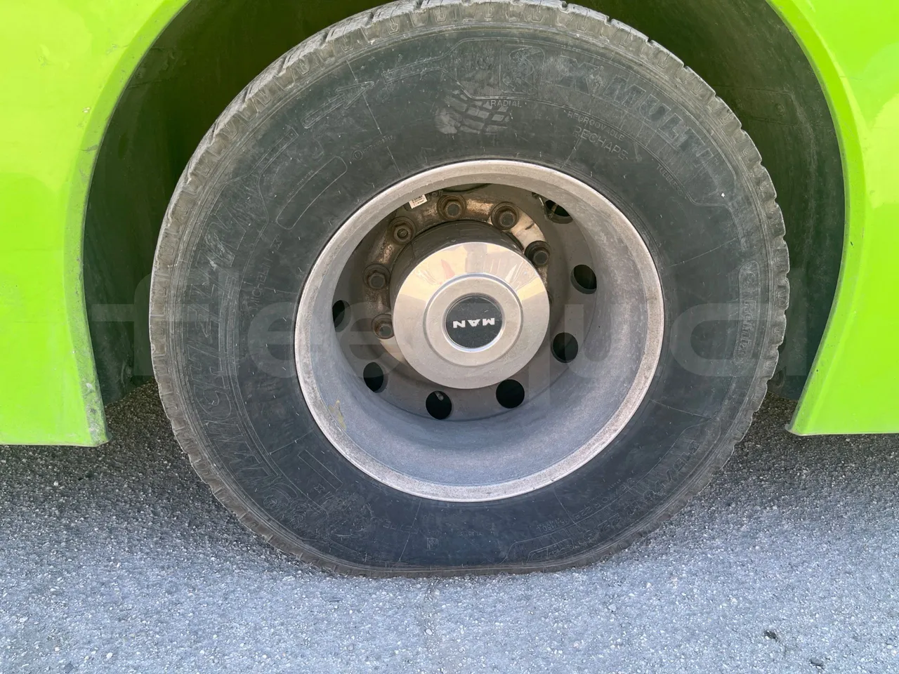 Man Lion's Coach C Joacb - Euro6 - 338kW - 13.100mt - rear left tire photo