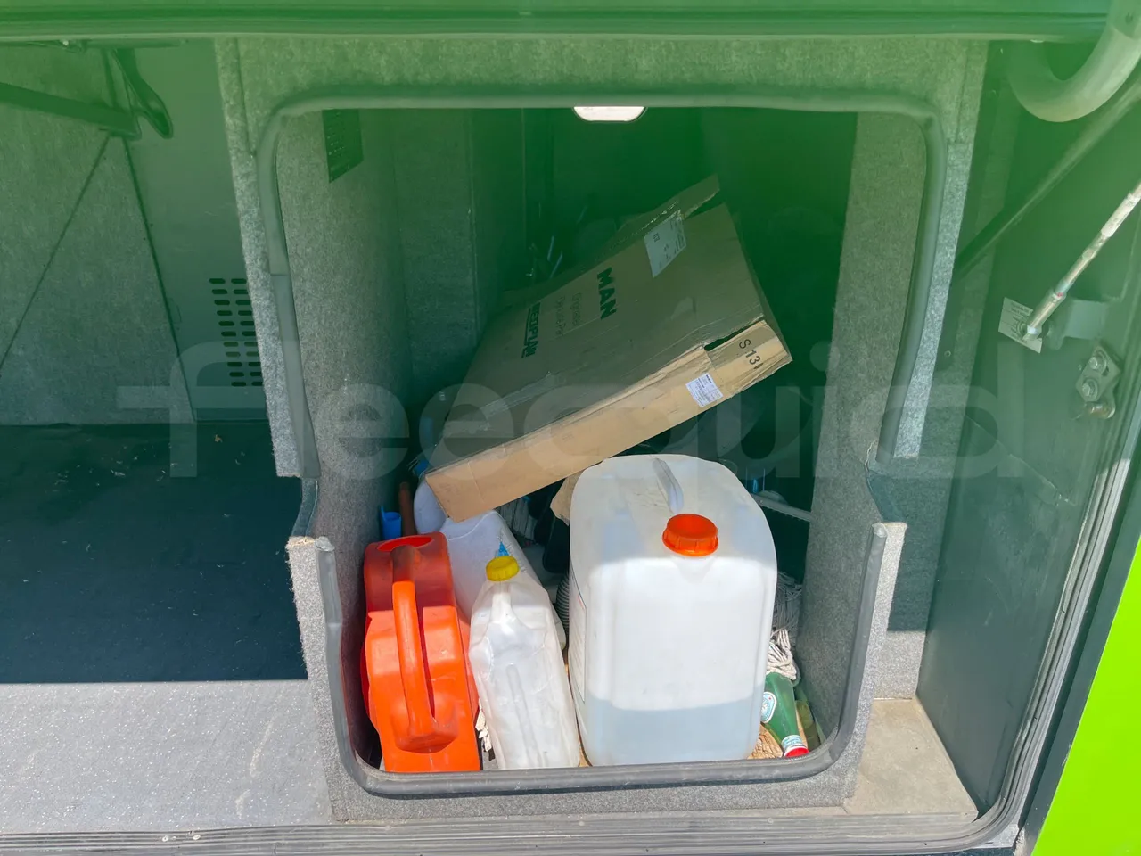 Man Lion's Coach C Joacb - Euro6 - 338kW - 13.100mt - under carpet photo