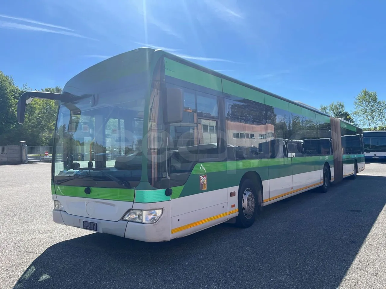 Mercedes-Benz Citaro G - 3/4 front left