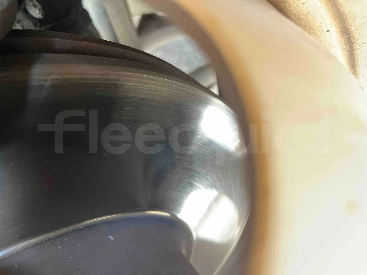Mercedes-Benz Citaro G - front discs left