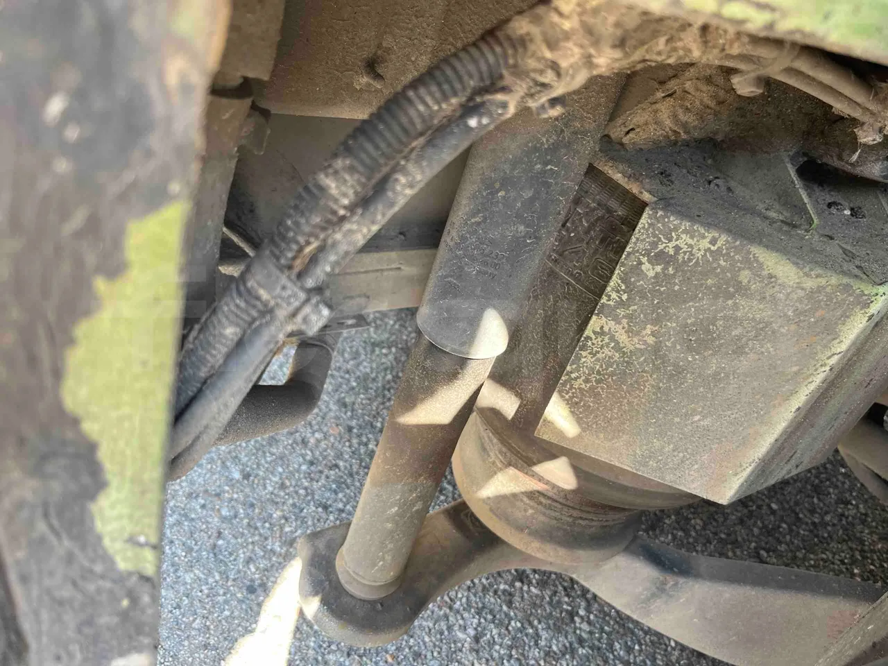 Mercedes-Benz Citaro G - axel 3 shock absorbers 1 left