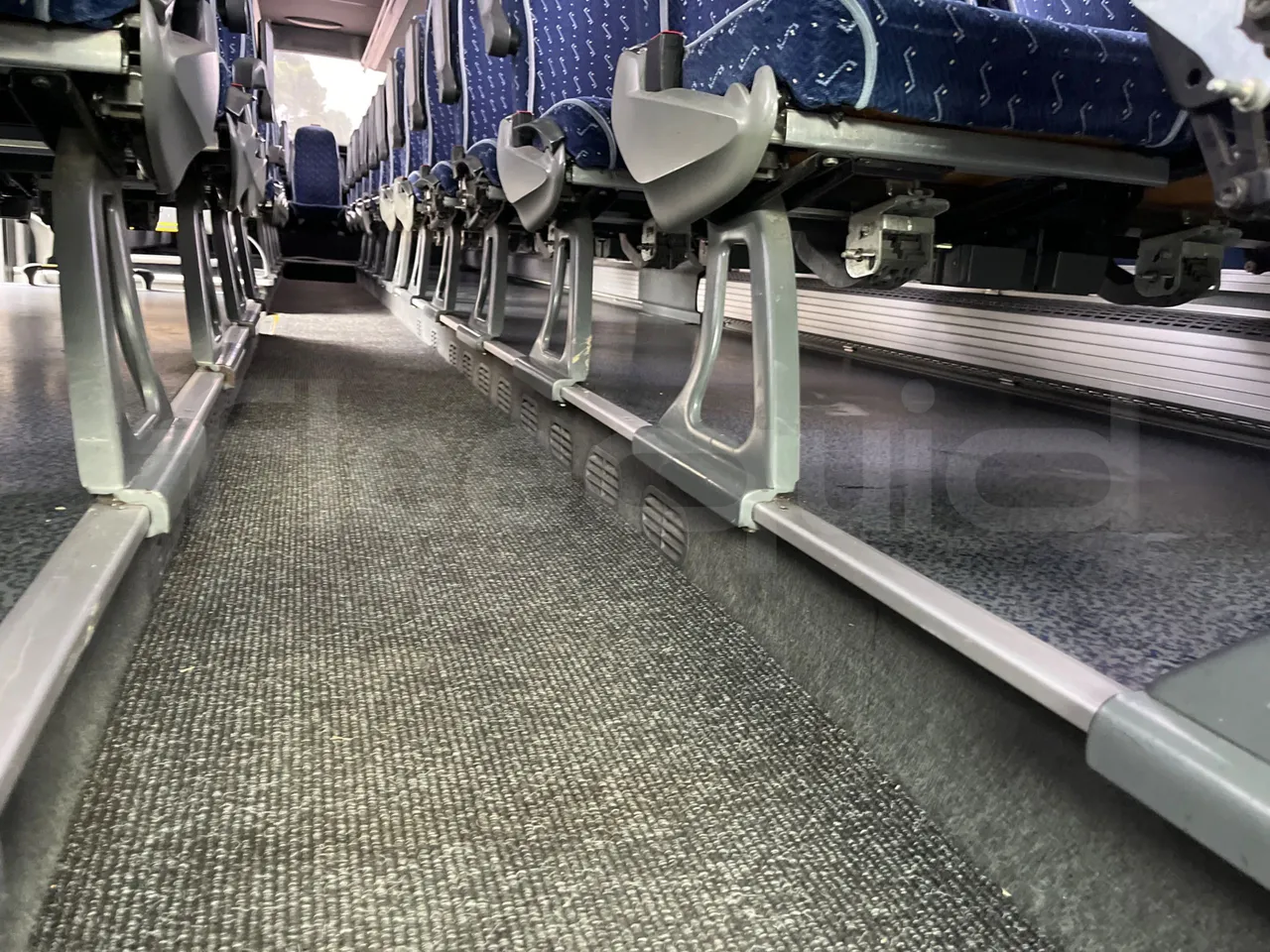 Mercedes-Benz Tourismo 15 RHD - Euro5 - 300kW - 12.140mt - seat brackets photo