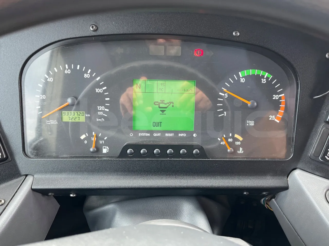 Mercedes-Benz Tourismo 15 RHD - Euro5 - 300kW - 12.140mt - dashboard lights on