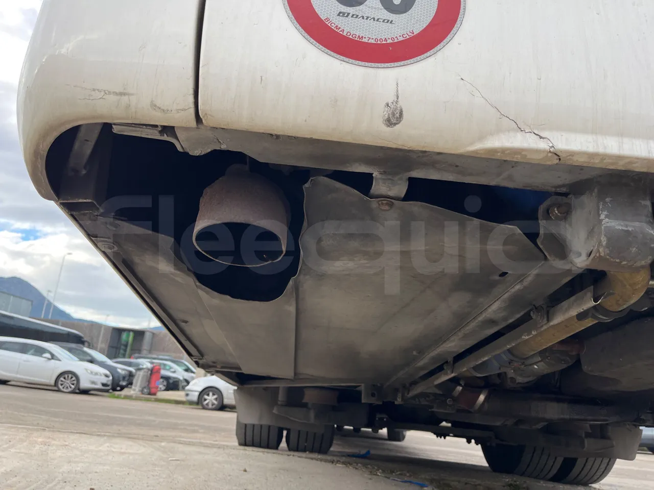 Mercedes-Benz Tourismo 15 RHD - Euro5 - 300kW - 12.140mt - exhaust photo