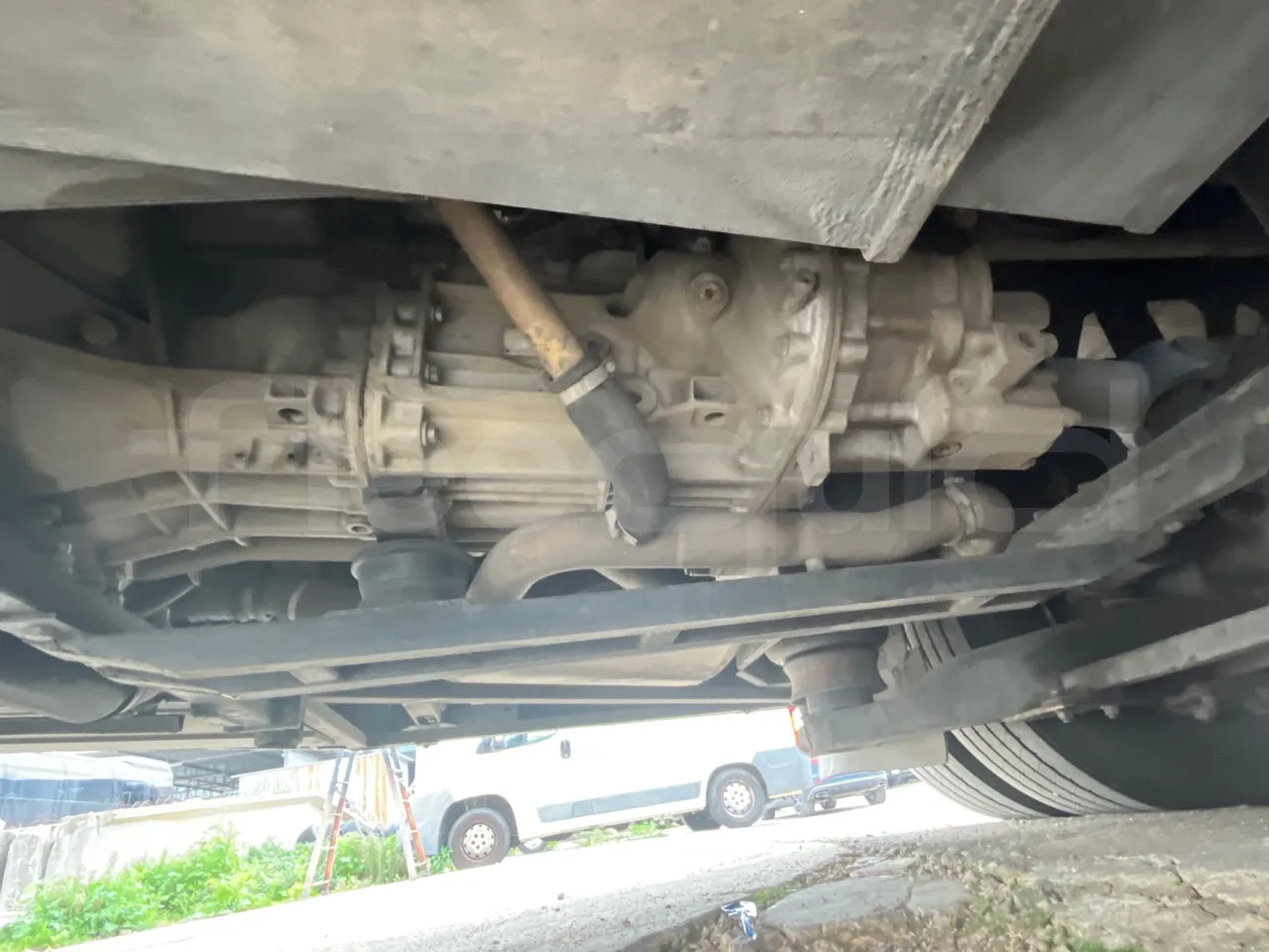 Mercedes-Benz Tourismo 15 RHD - Euro5 - 300kW - 12.140mt - gearbox photo