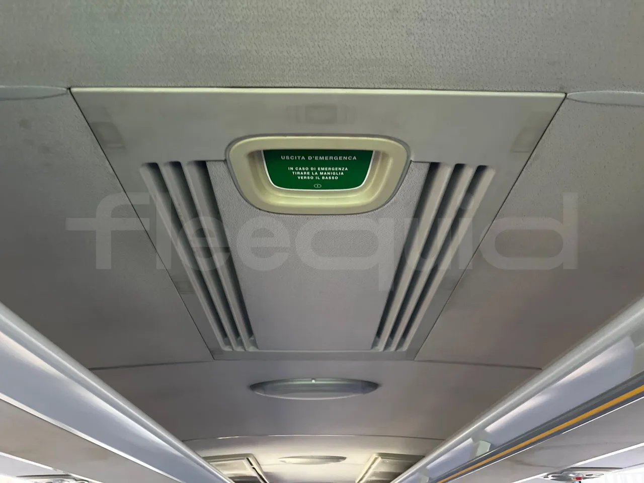 Mercedes-Benz Tourismo 15 RHD - Euro5 - 300kW - 12.140mt - roof hatch 1