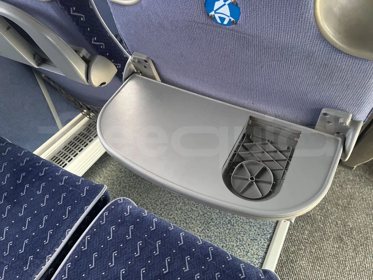 Mercedes-Benz Tourismo 15 RHD - Euro5 - 300kW - 12.140mt - table detail photo