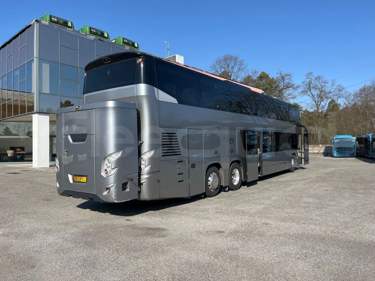 Vdl Futura FDD2 - EUR6 - 390kW - 14.145m - 3/4 right rear doors open