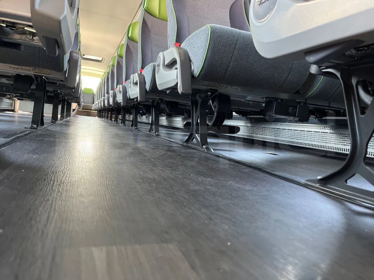 Vdl Futura FDD2 - EUR6 - 390kW - 14.145m - seat brackets photo