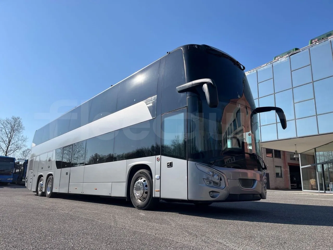 Vdl Futura FDD2 - EUR6 - 390kW - 14.145m - Base cover photo