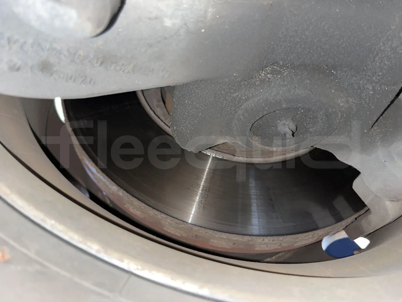 Vdl Futura FDD2 - EUR6 - 390kW - 14.145m - axel 3  discs right