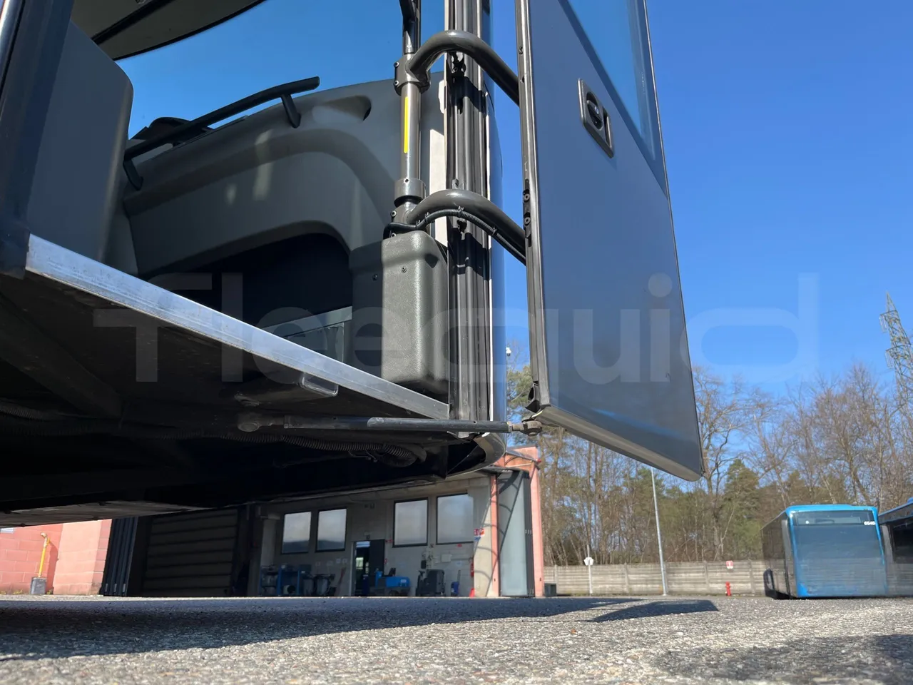 Vdl Futura FDD2 - EUR6 - 390kW - 14.145m - door mechanism photo