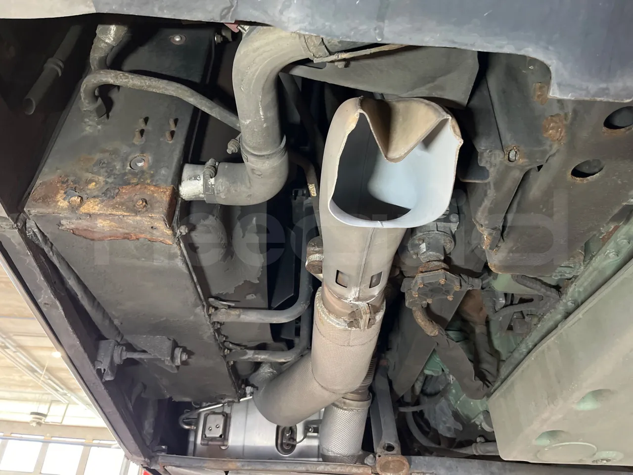 Vdl Futura FDD2 - EUR6 - 390kW - 14.145m - exhaust photo