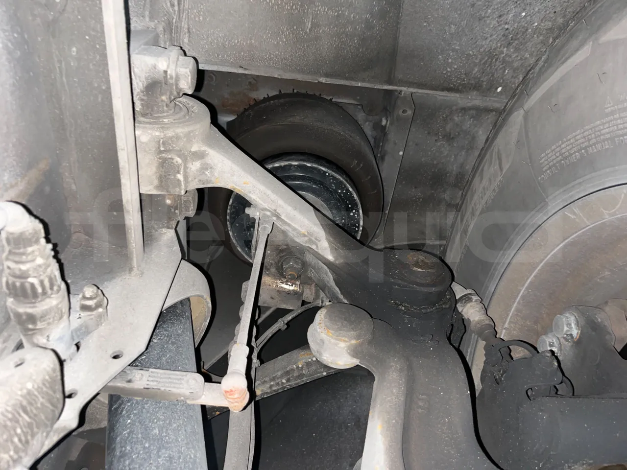 Vdl Futura FDD2 - EUR6 - 390kW - 14.145m - front air springs right