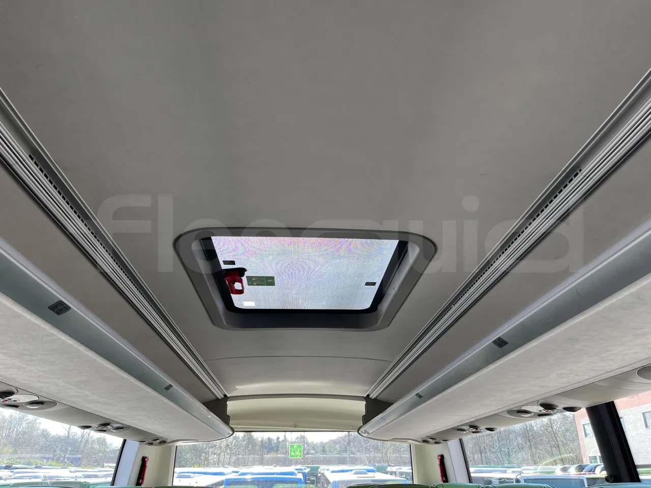 Vdl Futura FDD2 - EUR6 - 390kW - 14.145m - roof hatch 2