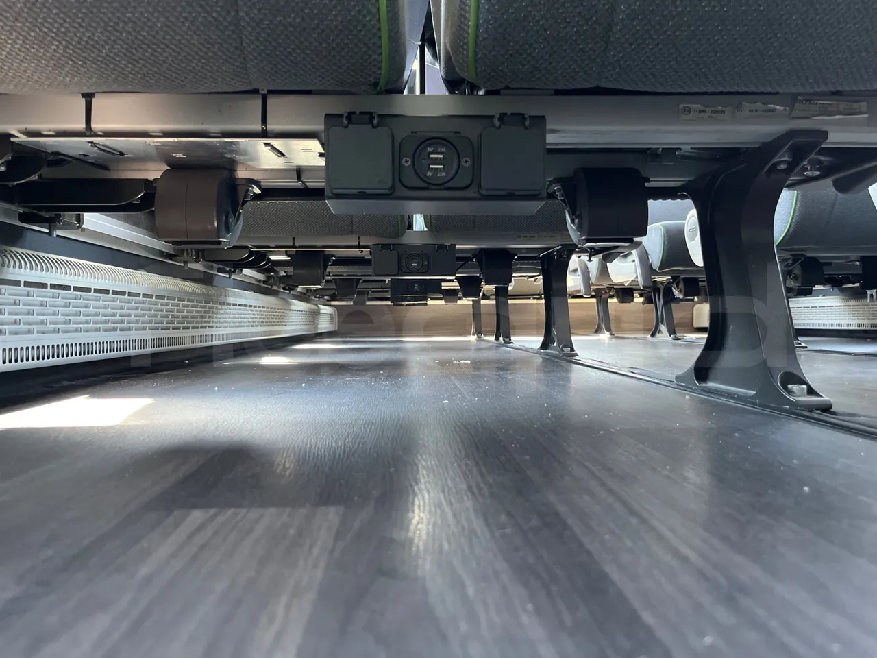 Vdl Futura FDD2 - EUR6 - 390kW - 14.145m - roof hatch 3