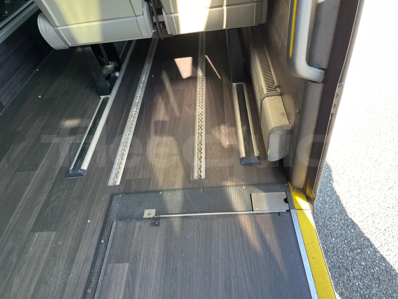 Vdl Futura FDD2 - EUR6 - 390kW - 14.145m - platform code photo