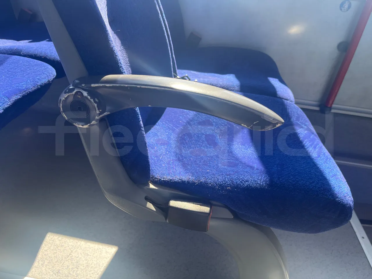 Mercedes-Benz Integro E5 4 - Euro5 - 220kW - 12.140mt - armrest detail photo