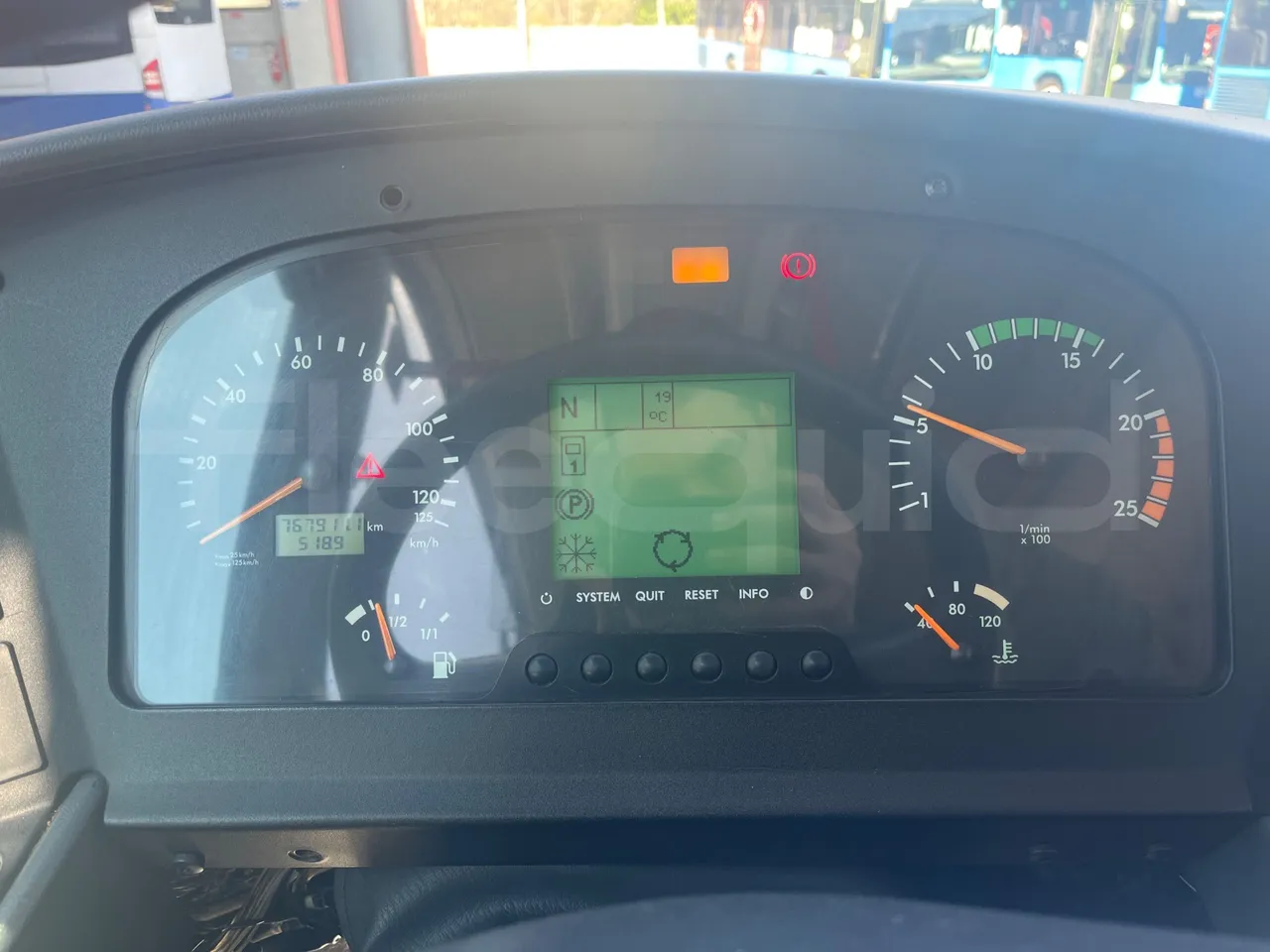 Mercedes-Benz Integro E5 4 - Euro5 - 220kW - 12.140mt - dashboard lights on