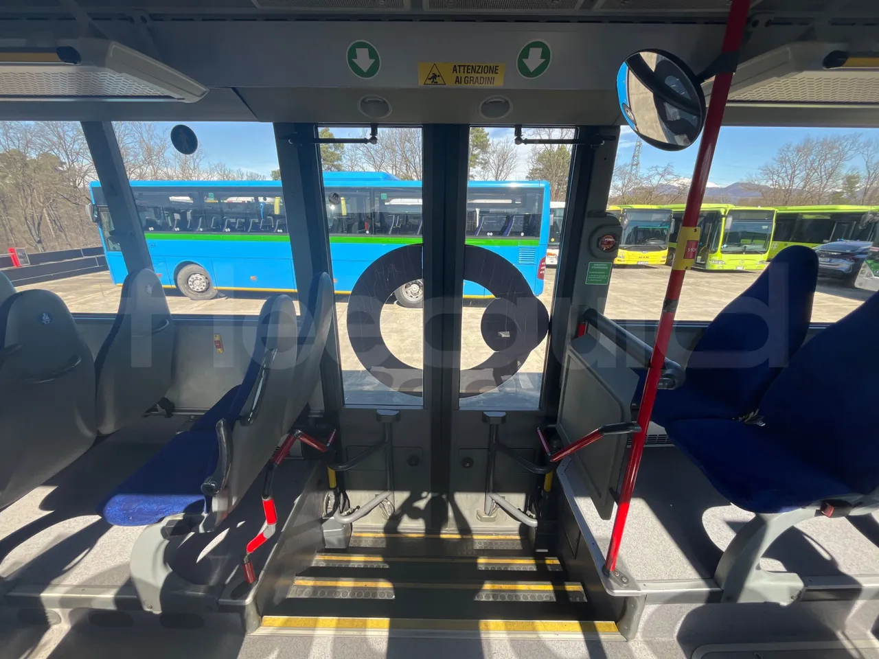 Mercedes-Benz Integro E5 4 - Euro5 - 220kW - 12.140mt - monitor detail photo