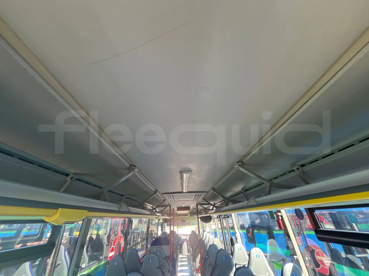 Mercedes-Benz Integro E5 4 - Euro5 - 220kW - 12.140mt - overhead compartments photo