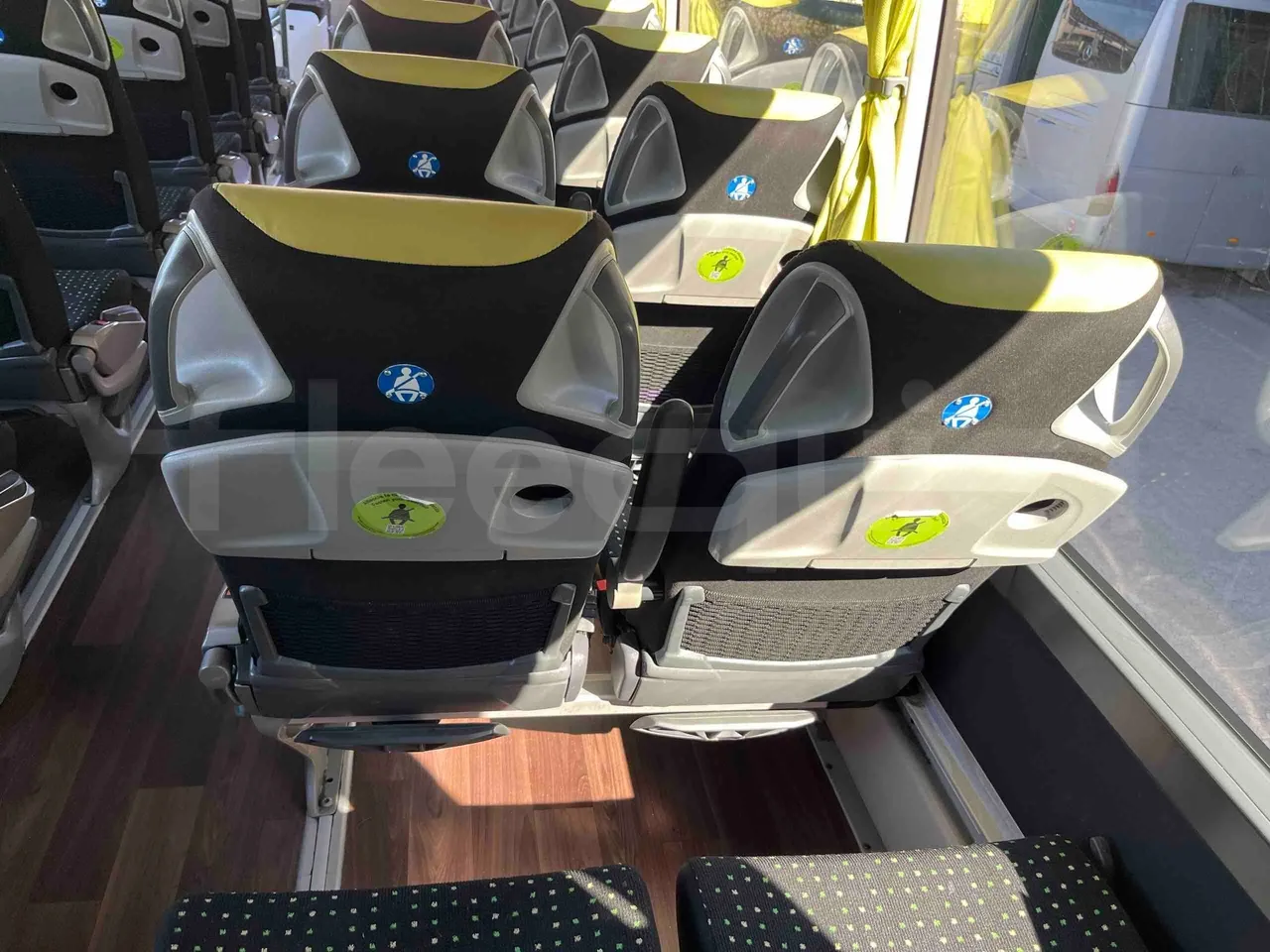 Setra S531 DT - Euro6 - 375kW - 14mt - folding seat photo