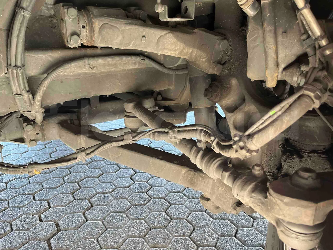 Setra S531 DT - Euro6 - 375kW - 14mt - front shock absorbers right