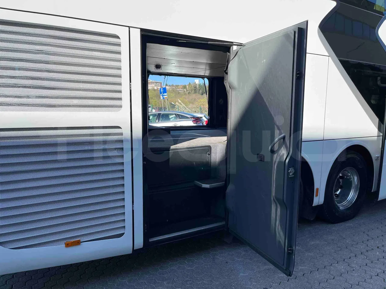 Setra S531 DT - Euro6 - 375kW - 14mt - luggage rack photo