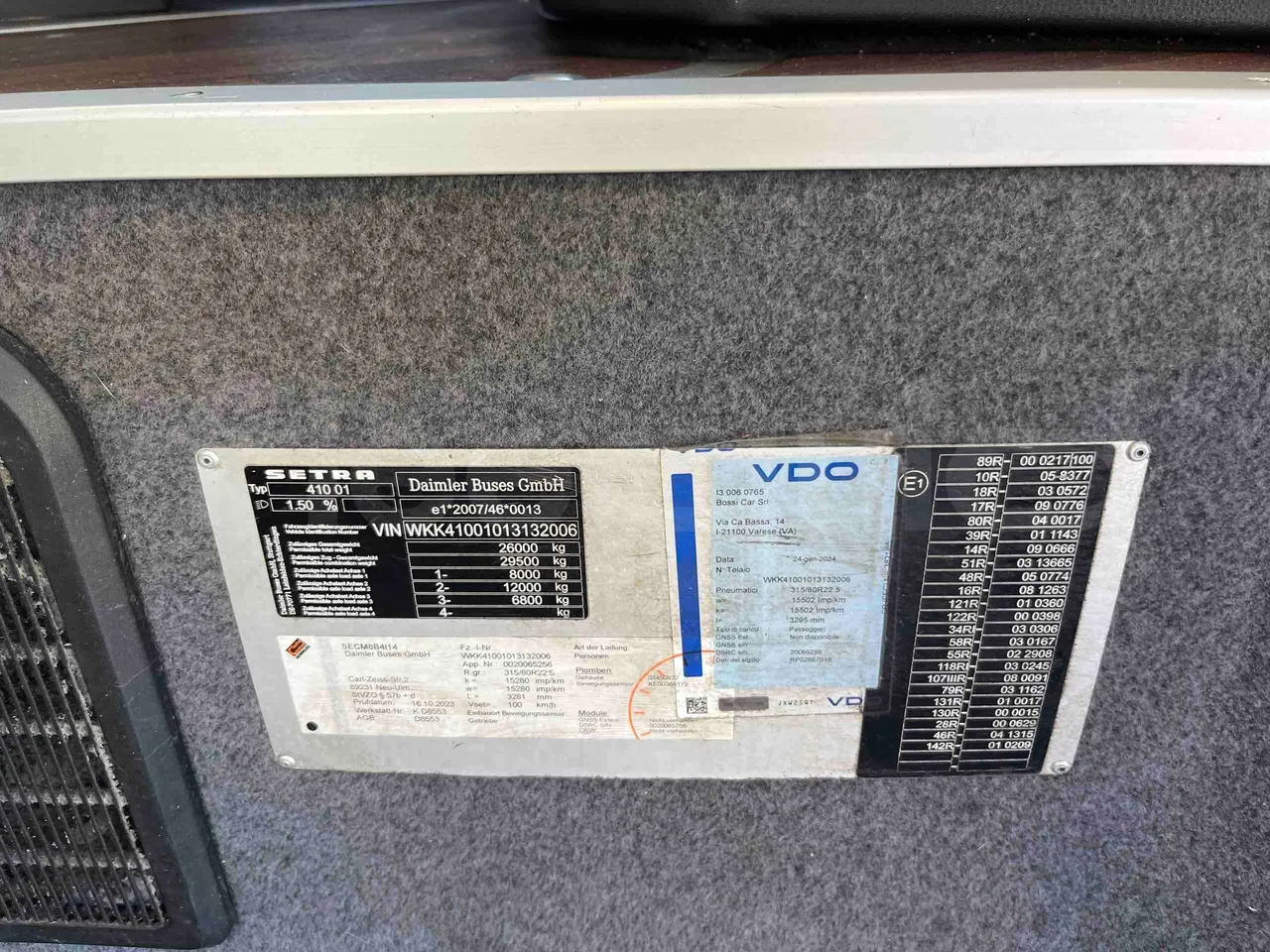 Setra S531 DT - Euro6 - 375kW - 14mt - vehicle plate photo