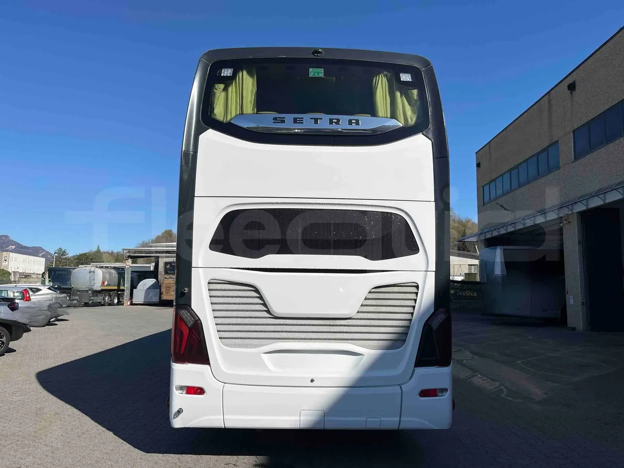 Setra S531 DT - Euro6 - 375kW - 14mt - rear hatch closed