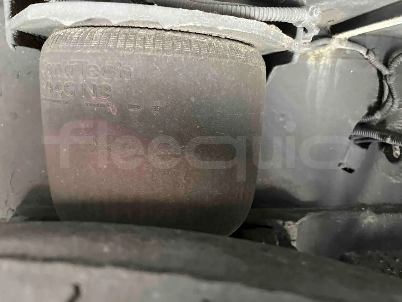 Setra S531 DT - Euro6 - 375kW - 14mt - axel 3 shock absorbers 1 right