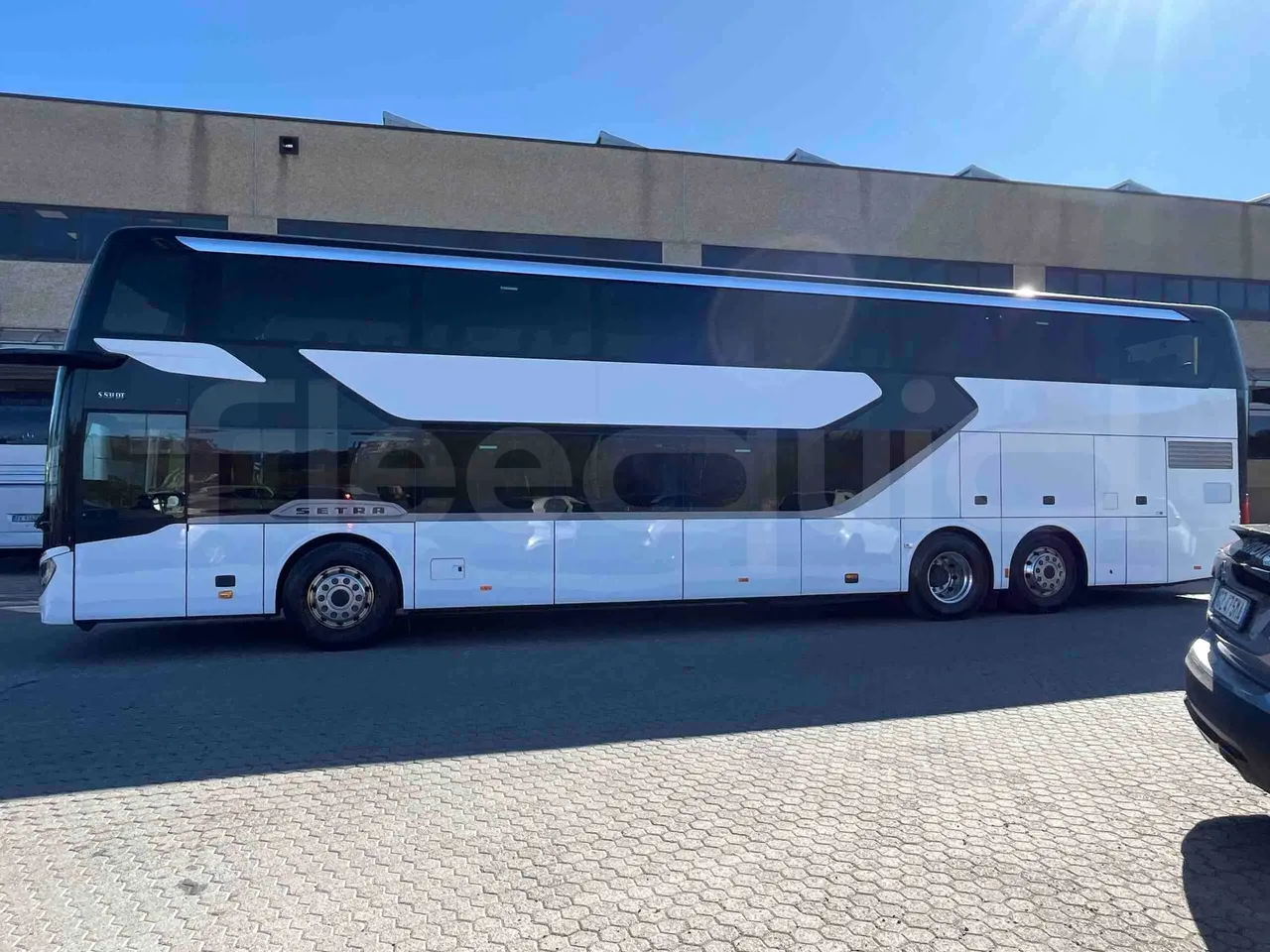 Setra S531 DT - Euro6 - 375kW - 14mt - left side photo