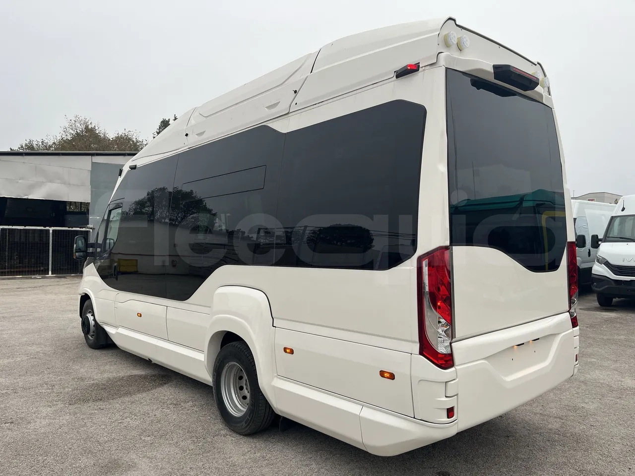 Iveco Daily - 3/4 Rear Left Side