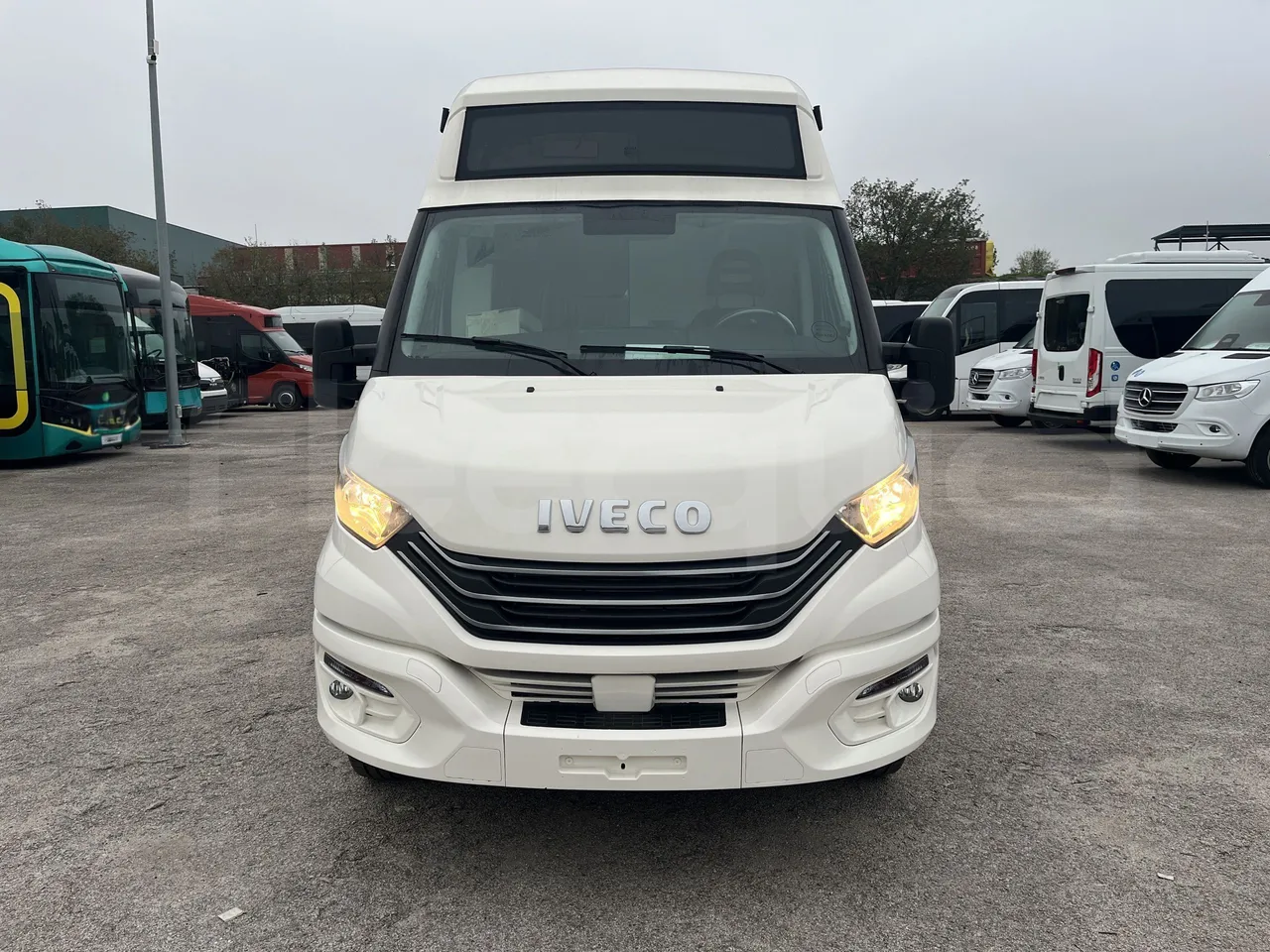 Iveco Daily - Front