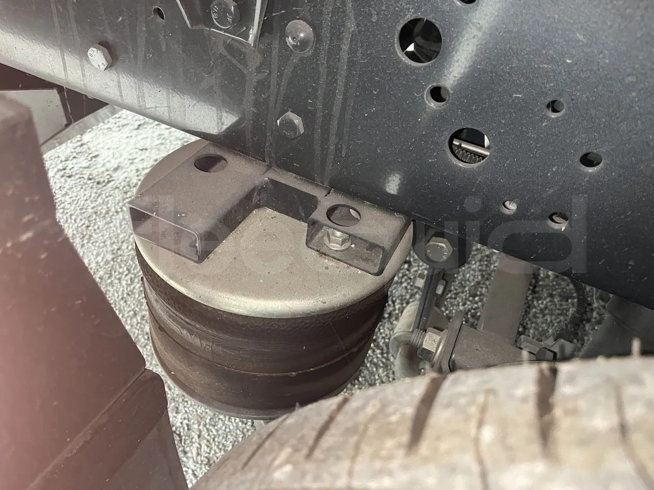 Iveco Daily - Second Axle First Shock Absorbers Right Side