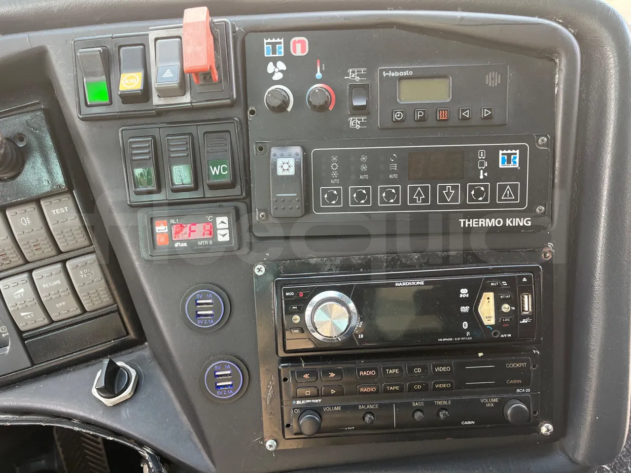 Iveco Irisbus Italia 391E.12.38 - Euro2 - 276Kw - 12MT - radio accessories photo