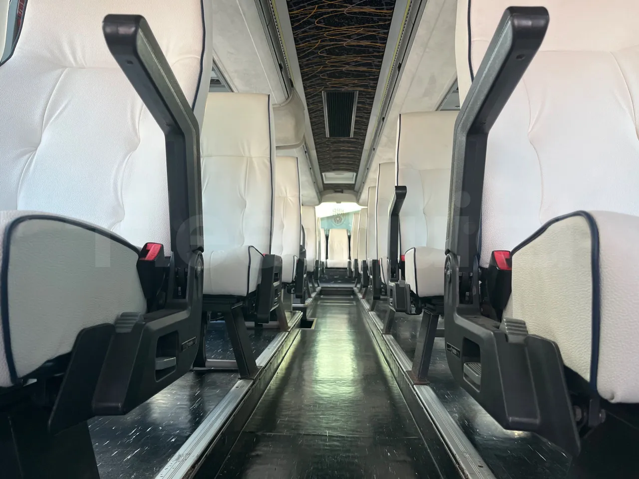 Iveco Irisbus Italia 391E.12.38 - Euro2 - 276Kw - 12MT - seat brackets photo