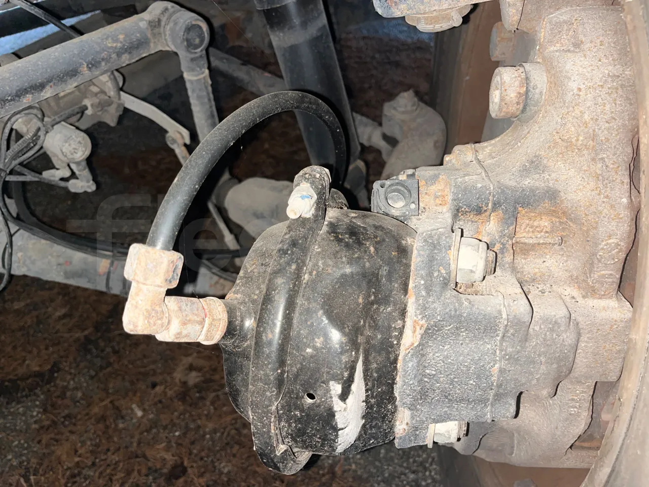 Iveco Irisbus Italia 391E.12.38 - Euro2 - 276Kw - 12MT - front brake calipers left