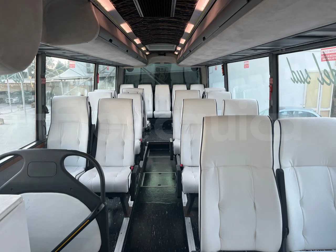 Iveco Irisbus Italia 391E.12.38 - Euro2 - 276Kw - 12MT - reverse view middle aisle