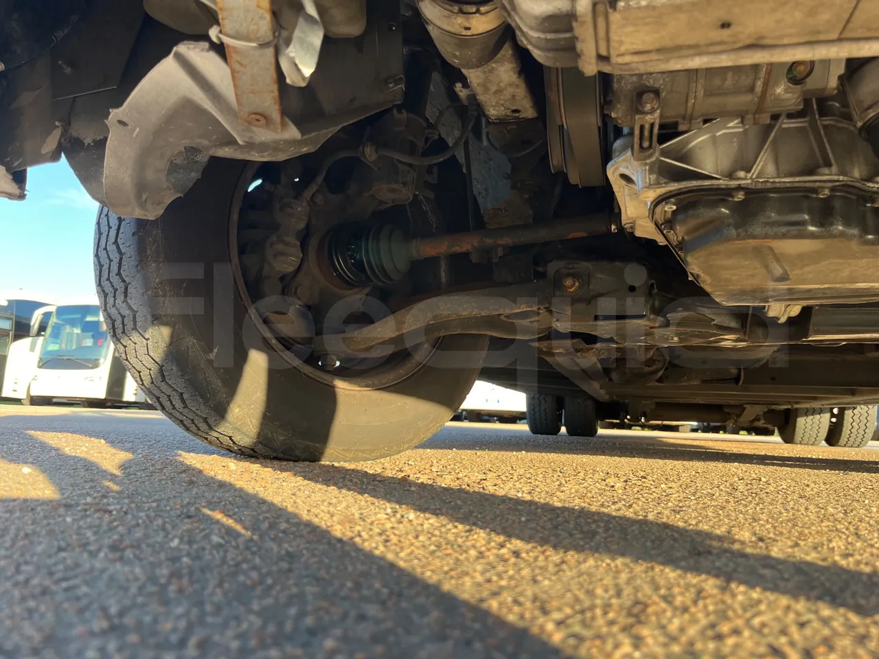 Nomec Stacobus Itineris 60SB - Euro 5 - 107 Kw - 7.230 mt - front axle right side