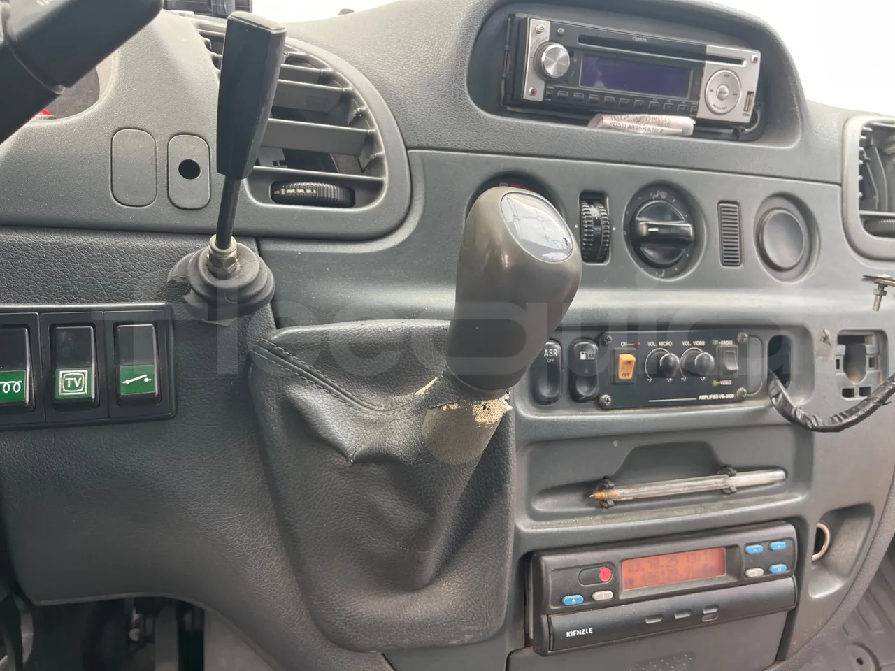 Mercedes-Benz Sprinter AGMB416CDI/ Euro 3 - 115 Kw - 6.977 Mt - onboard devices 2