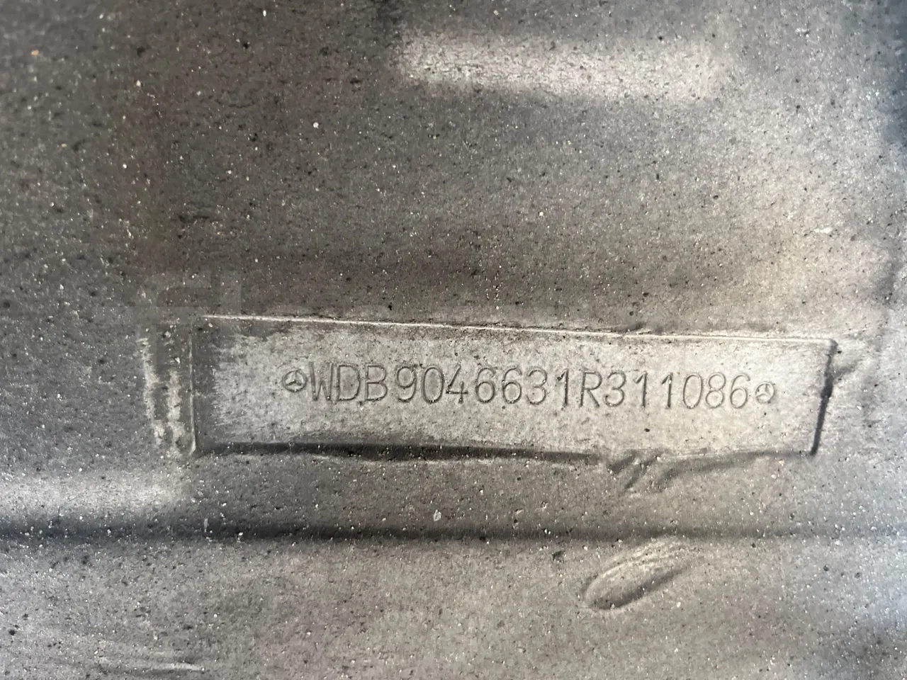 Mercedes-Benz Sprinter AGMB416CDI/ Euro 3 - 115 Kw - 6.977 Mt - chassis VIN photo