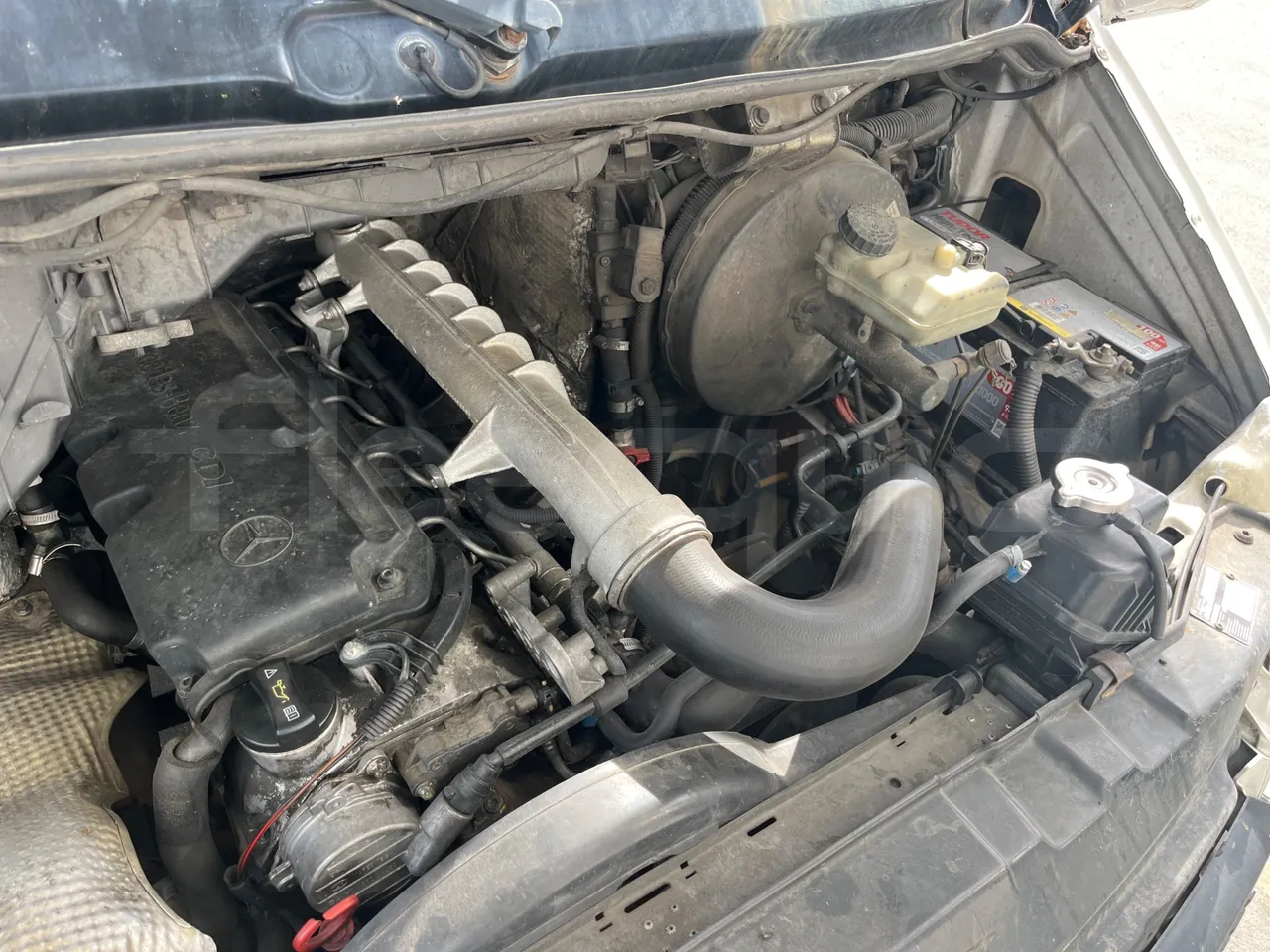 Mercedes-Benz Sprinter AGMB416CDI/ Euro 3 - 115 Kw - 6.977 Mt - air conditioning compressor