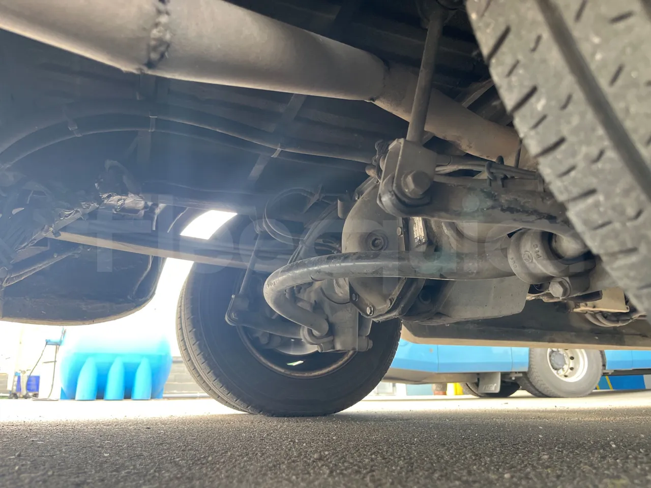 Mercedes-Benz Sprinter AGMB416CDI/ Euro 3 - 115 Kw - 6.977 Mt - axle 2 discs left