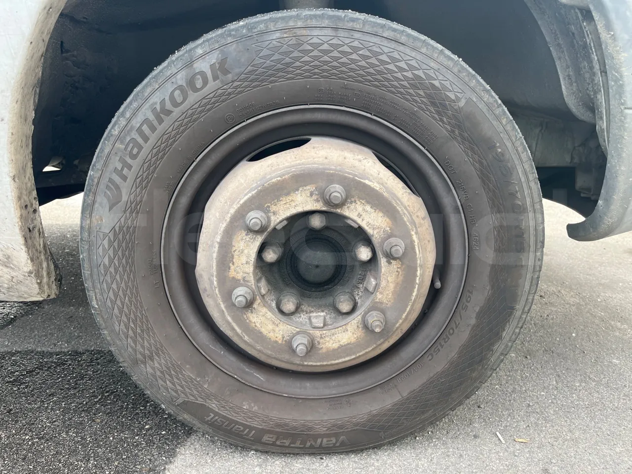 Mercedes-Benz Sprinter AGMB416CDI/ Euro 3 - 115 Kw - 6.977 Mt - front left tire measurements