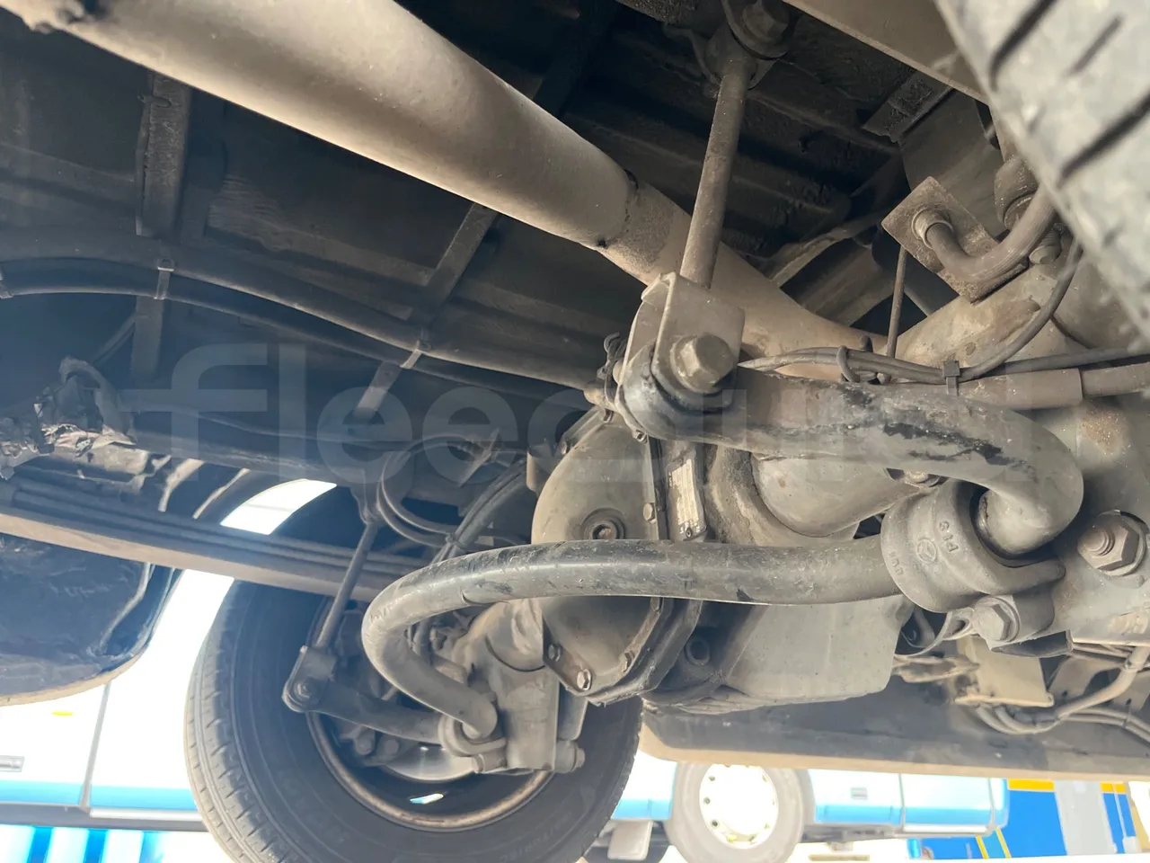 Mercedes-Benz Sprinter AGMB416CDI/ Euro 3 - 115 Kw - 6.977 Mt - axle 3 right side